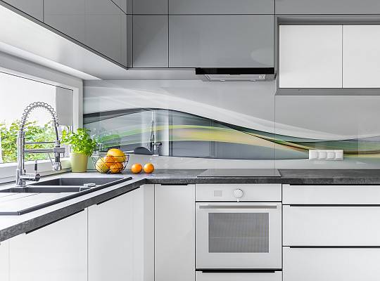 Jak urządzić przytulną i elegancką kuchnię? Postaw na intrygujące beże i szarości